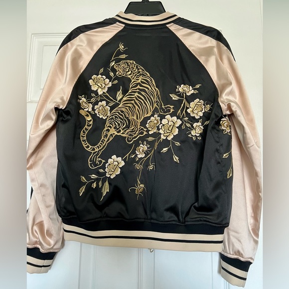 NWOT Express Reversible Embroidered Jacket. Size XS. - Picture 3 of 12